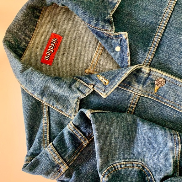 Denim jacket. Size medium. Magazin. - Picture 2 of 4